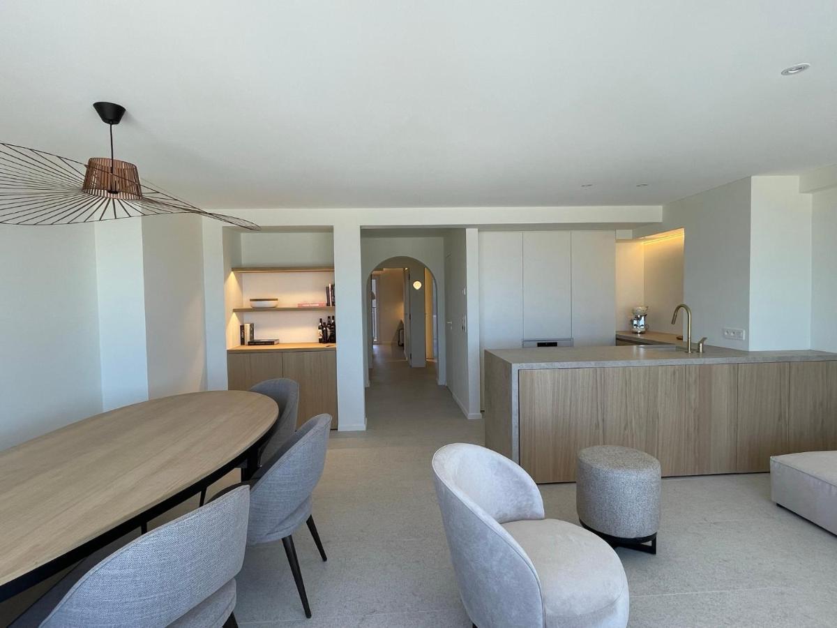 Zeedijk Oostduinkerke Frontaal Zeezicht - Volledig Gerenoveerd 2022! Apartment Luaran gambar