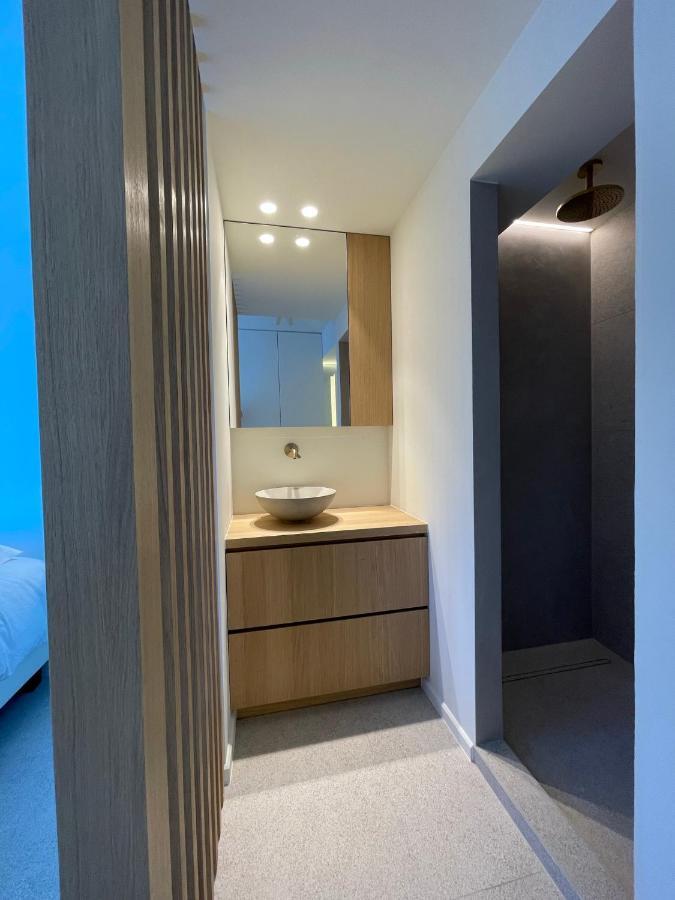 Zeedijk Oostduinkerke Frontaal Zeezicht - Volledig Gerenoveerd 2022! Apartment Luaran gambar