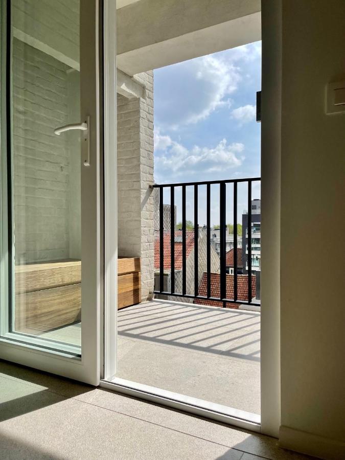 Zeedijk Oostduinkerke Frontaal Zeezicht - Volledig Gerenoveerd 2022! Apartment Luaran gambar